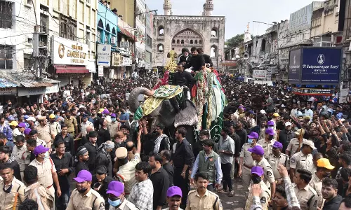 Stone-Pelting Disrupts Muharram Procession Stone-Pelting Disrupts Muharram Procession