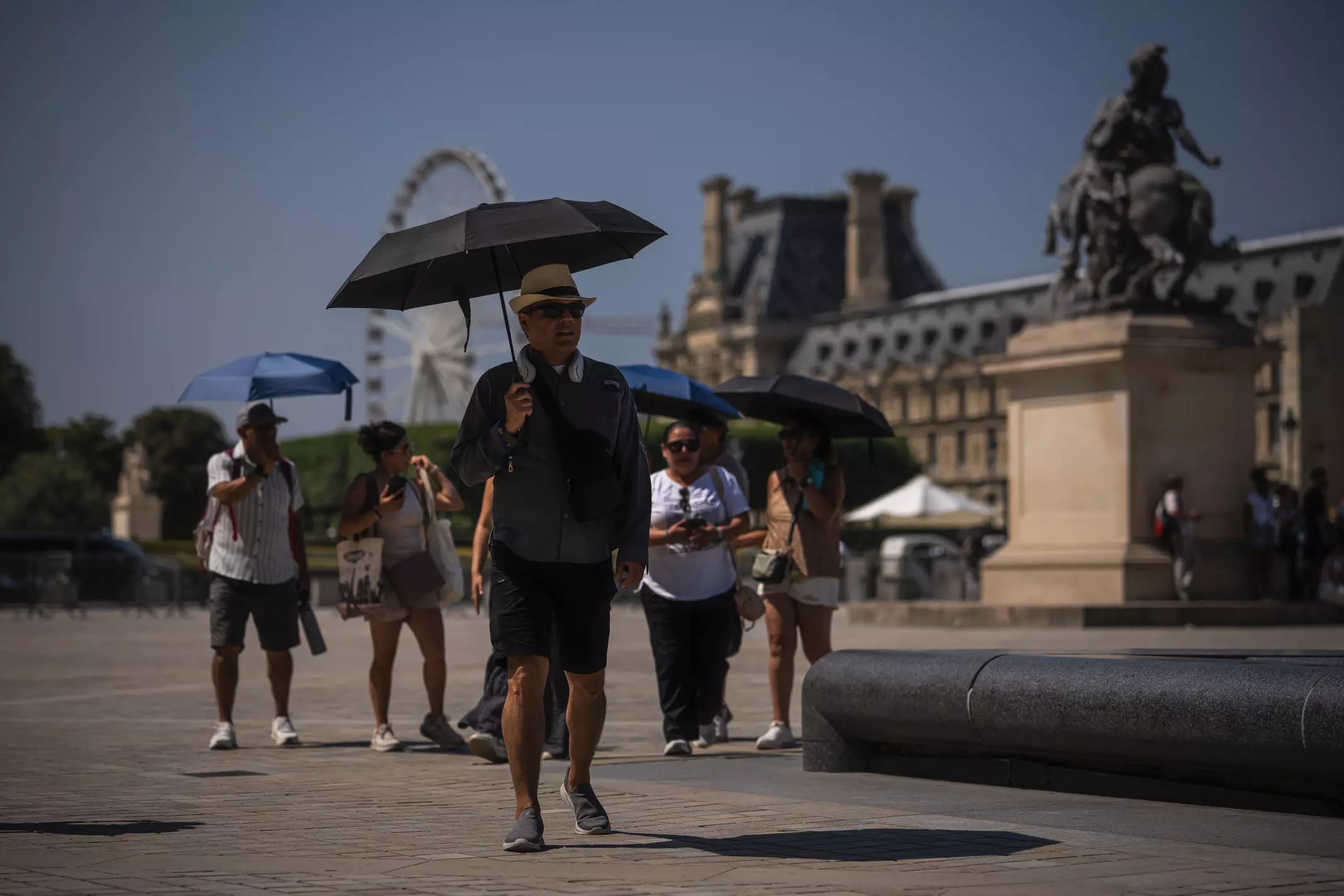 Records Tumble as European Heatwave Moves East Records Tumble as European Heatwave Moves East