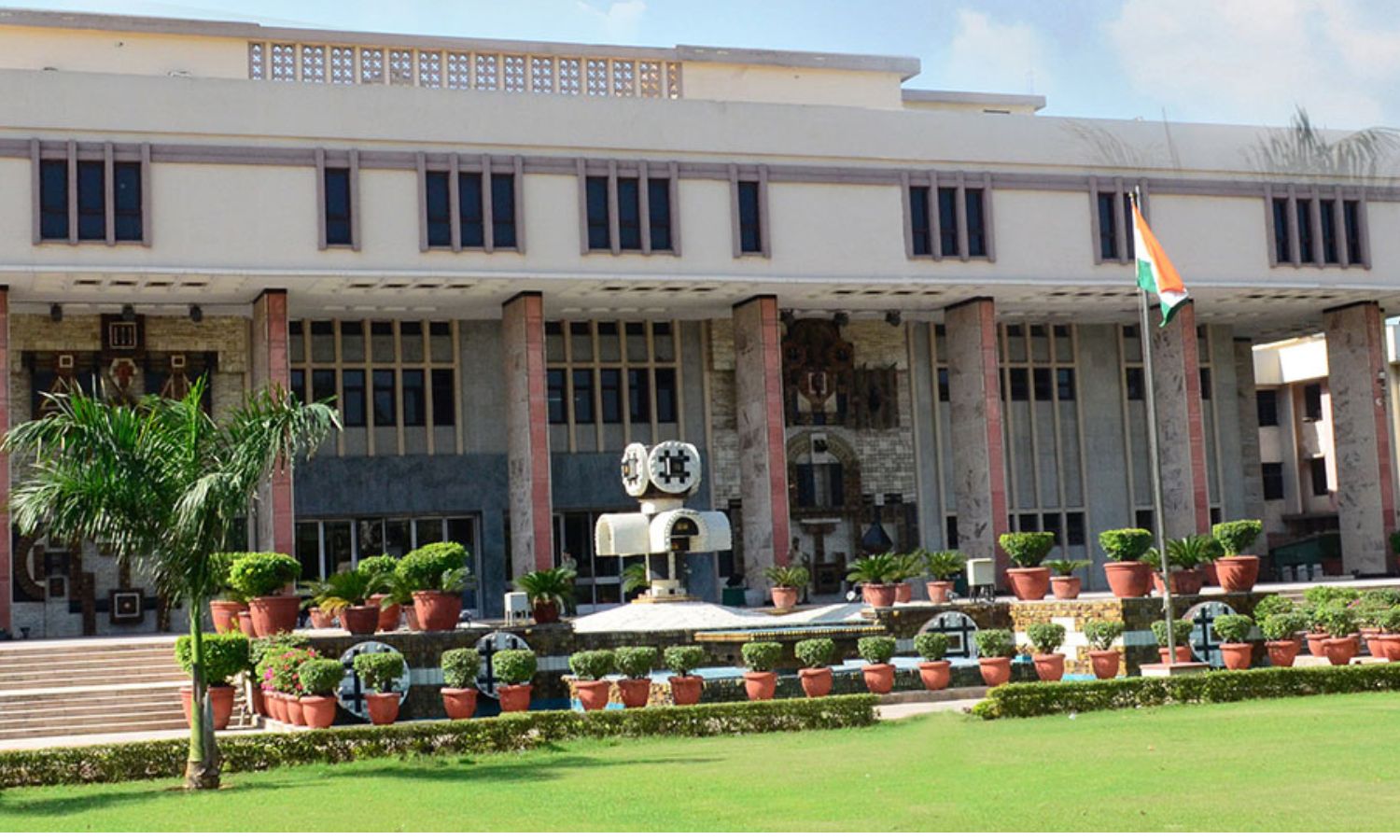 HC Seeks Response on PETA Plea for Beagle Rehabilitation