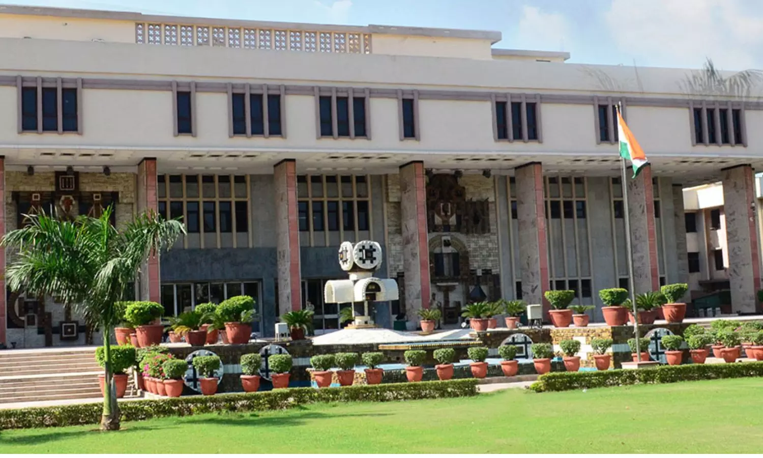 Telangana: HC Seeks Response On Peta Plea For Rehab Of Beagles Telangana: HC Seeks Response On Peta Plea For Rehab Of Beagles