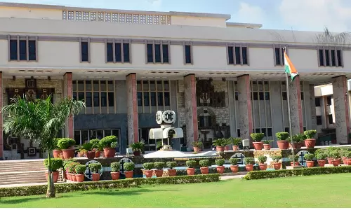 Delhi HC Cancels Bail of School Caretaker Accused of Raping Minor Girl