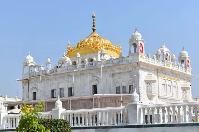 Maharashtra Says No Plan To Control Hazur Sahib, Puts Bill On Hold Maharashtra Says No Plan To Control Hazur Sahib, Puts Bill On Hold