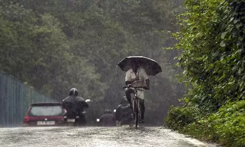 Red Alert: Dakshina Kannada Declares Holiday for Schools, PU Colleges on July 2 Red Alert: Dakshina Kannada Declares Holiday for Schools, PU Colleges on July 2