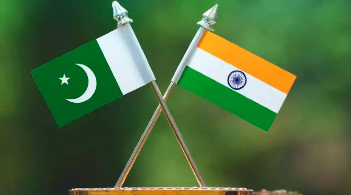 India, Pakistan Exchange Prisoner Lists India, Pakistan Exchange Prisoner Lists