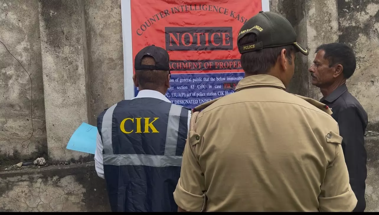 Probe Agency Attaches Property of Kashmiri Activist and Businessman Mubeen Shah Probe Agency Attaches Property of Kashmiri Activist and Businessman Mubeen Shah