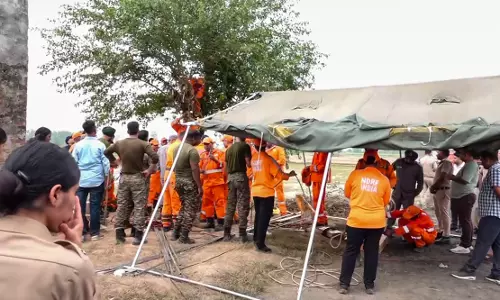 4-Year-Old Child Who Fell into Borewell in Ambala Brought out Dead 4-Year-Old Child Who Fell into Borewell in Ambala Brought out Dead