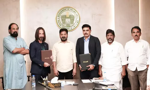 Revanth Moots Integrating Hyderabad Traffic Signal Network With AI-Powered Intelligent System Revanth Moots Integrating Hyderabad Traffic Signal Network With AI-Powered Intelligent System