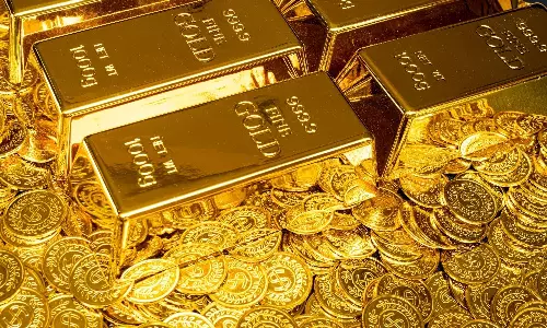 Gold Rebounds Rs 1,038 on Value Buying Despite West Asia Tensions Gold Rebounds Rs 1,038 on Value Buying Despite West Asia Tensions