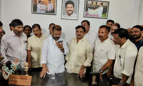 MLA Nayini Seeks Inquiry Into Hanumakonda DMHO After Employees’ Representation