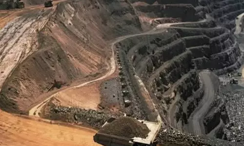 Leaders Oppose Nuclear Mining Project Leaders Oppose Nuclear Mining Project