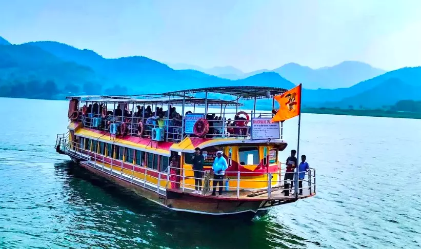 Tourist Boat Services to Papikondalu Resume From Saturday Tourist Boat Services to Papikondalu Resume From Saturday