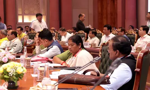 Seethakka Seeks Special Funds for Tribal Gram Panchayats Seethakka Seeks Special Funds for Tribal Gram Panchayats