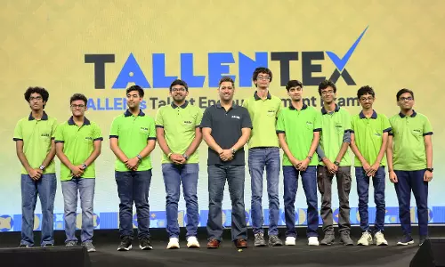 Dhoni Launches Allen Tallentex Registration