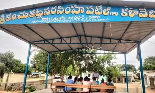 Telangana: Classroom Shortage Forces Students Into Corridors In Nalgonda Schools