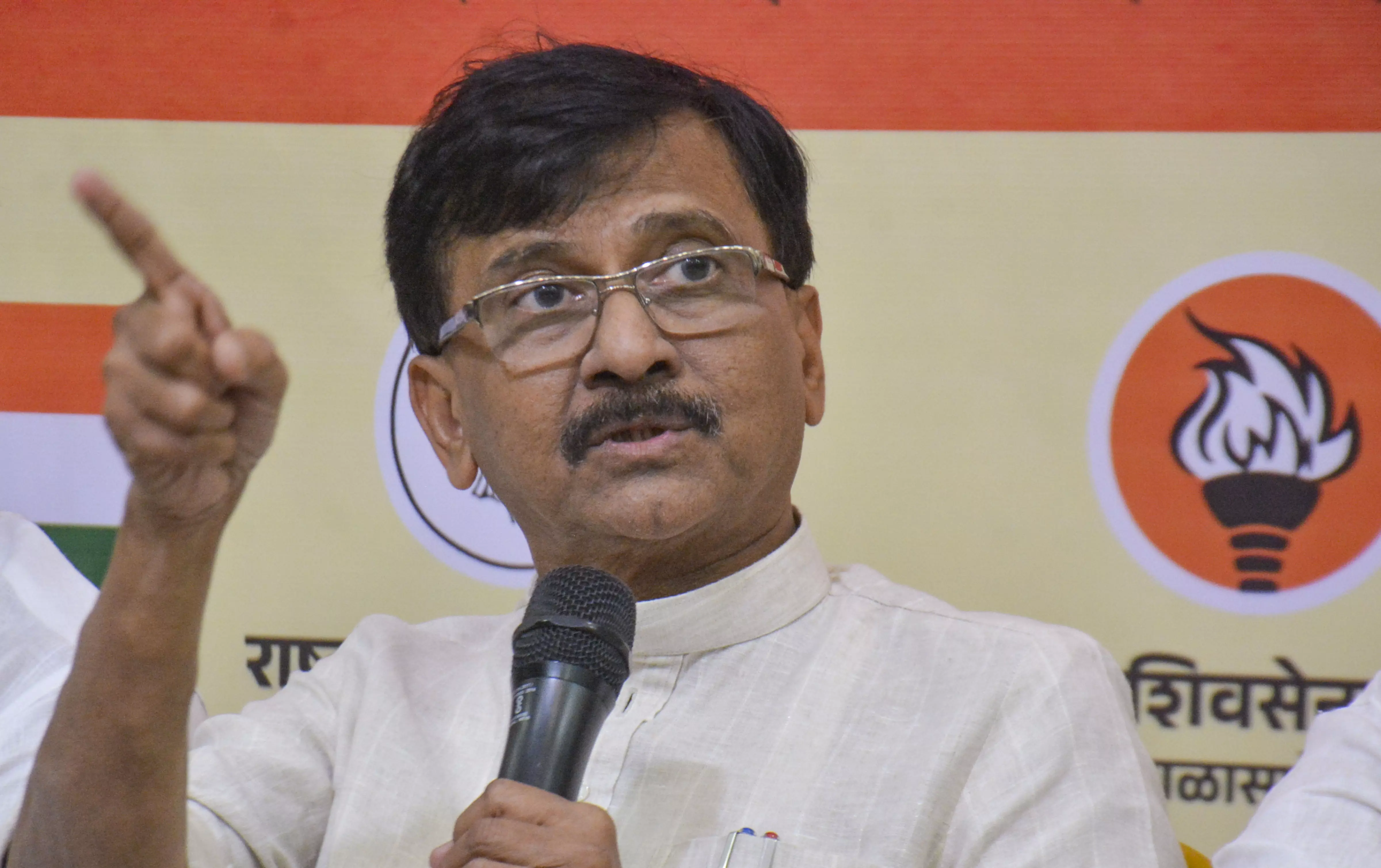 Maharashtra: Congress MLC Rejects Raut’s Rs 20 Core Defection Offer Claim Maharashtra: Congress MLC Rejects Raut’s Rs 20 Core Defection Offer Claim