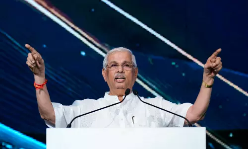 Governor-Govt Rift Escalates in TN: Arlekar Reaches Out to Public Governor-Govt Rift Escalates in TN: Arlekar Reaches Out to Public