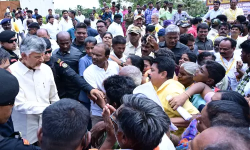 Andhra Pradesh: Naidu Wraps Up Week-Long District Tour Andhra Pradesh: Naidu Wraps Up Week-Long District Tour