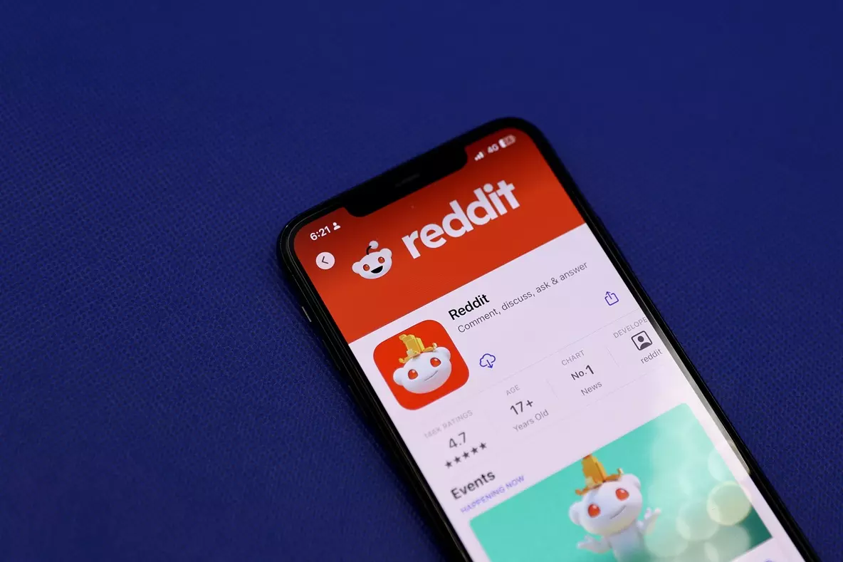 Reddit Is Cracking Down on AI Marketing Slop With Its Own AI Reddit Is Cracking Down on AI Marketing Slop With Its Own AI