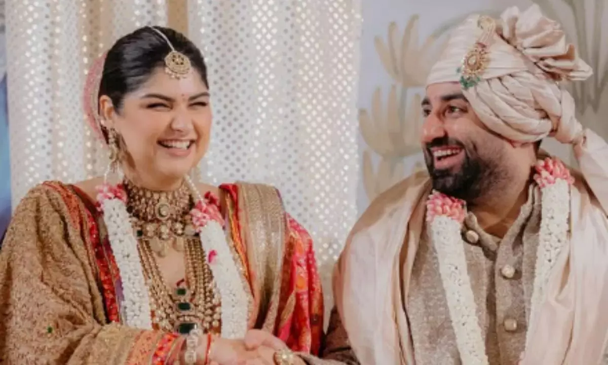 Anshula Kapoor Ties Knot With Longtime Beau Rohan Thakkar, Shares Adorable Wedding Pics Anshula Kapoor Ties Knot With Longtime Beau Rohan Thakkar, Shares Adorable Wedding Pics