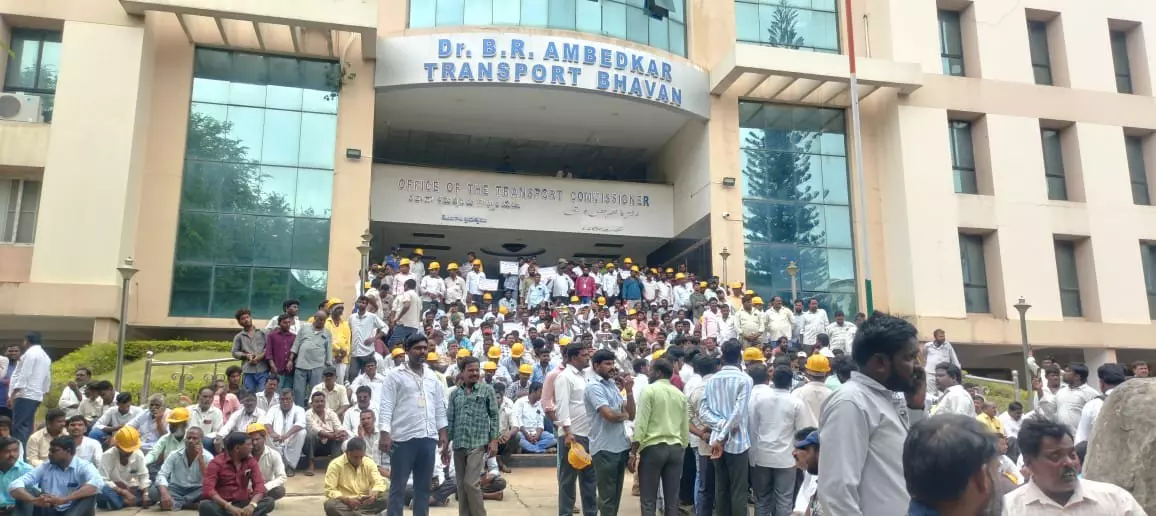 Concrete Mixer Operators Protest at RTO Khairatabad Concrete Mixer Operators Protest at RTO Khairatabad