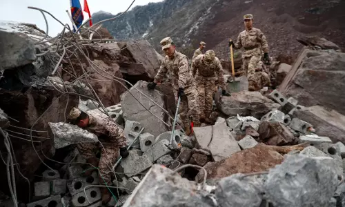 Extreme Weather Kills 20 in China, Hundreds Injured Extreme Weather Kills 20 in China, Hundreds Injured