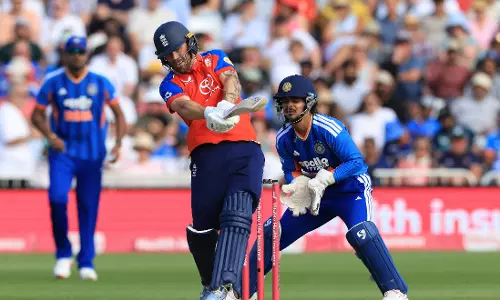 England Thrash India by 125 Runs England Thrash India by 125 Runs