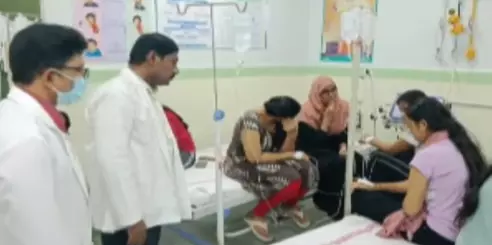 40 Dental Students Hospitalised After Food Poisoning in Kadapa 40 Dental Students Hospitalised After Food Poisoning in Kadapa