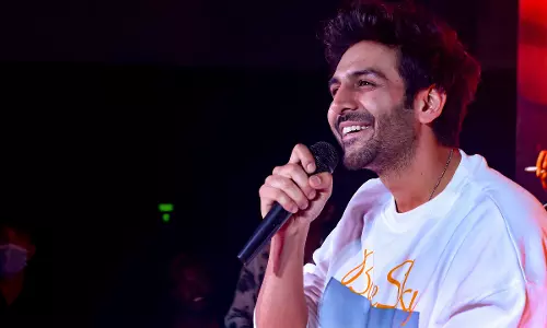 Kartik Aaryan Feels Heartbroken After Cristiano Ronaldos Exit From FIFA World Cup 2026 Kartik Aaryan Feels Heartbroken After Cristiano Ronaldos Exit From FIFA World Cup 2026