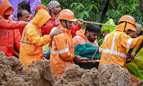 Wayanad Landslide Renews Focus on Keralas Migrant Workforce Wayanad Landslide Renews Focus on Keralas Migrant Workforce