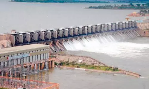 Poor Monsoon: Karnataka Reserves Almatti Water For Drinking Poor Monsoon: Karnataka Reserves Almatti Water For Drinking