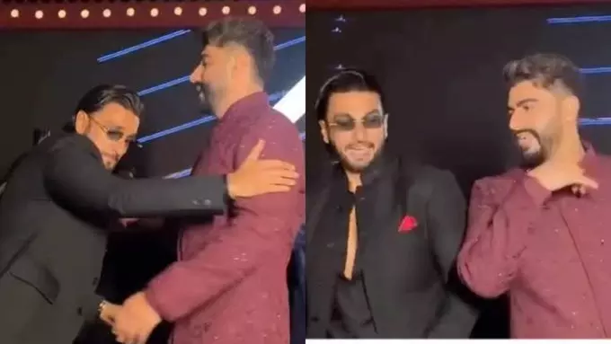 Ranveer Singh, Arjun Kapoor Groove to Tune Maari Entriyaan at Anshulas Reception Ranveer Singh, Arjun Kapoor Groove to Tune Maari Entriyaan at Anshulas Reception