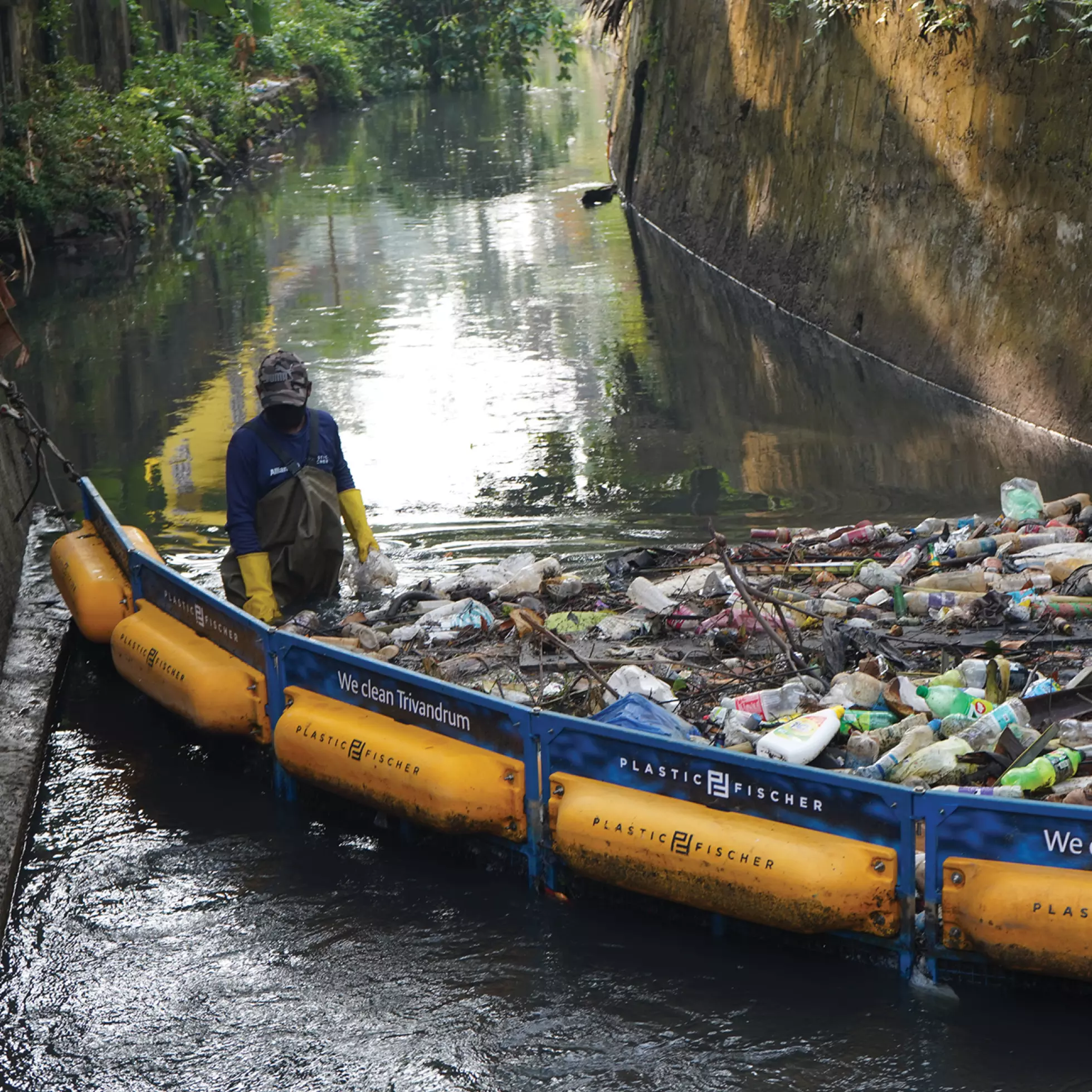 Plastic Waste-Free River Project Removes 1,000 Tonnes of Waste in Kerala Plastic Waste-Free River Project Removes 1,000 Tonnes of Waste in Kerala