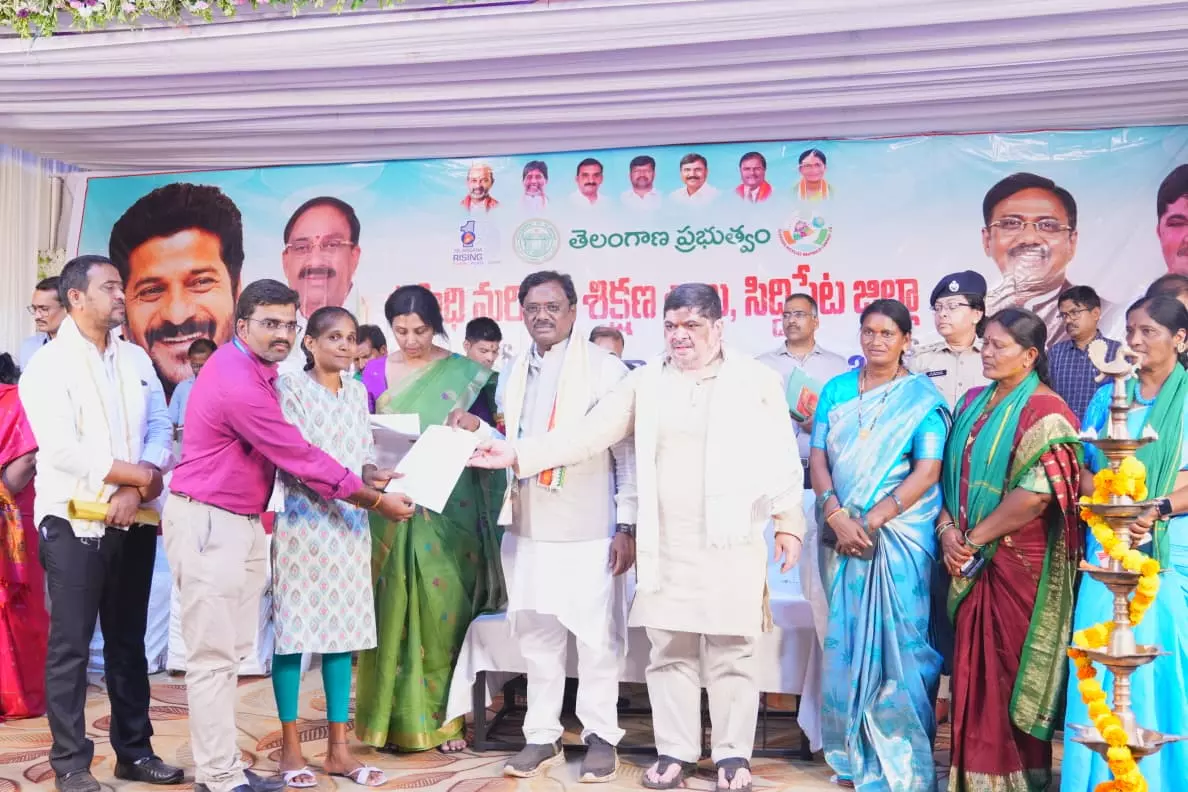 Siddipet Aims to Expand Oil Palm Cultivation to 50,000 Acres: Vivek Siddipet Aims to Expand Oil Palm Cultivation to 50,000 Acres: Vivek