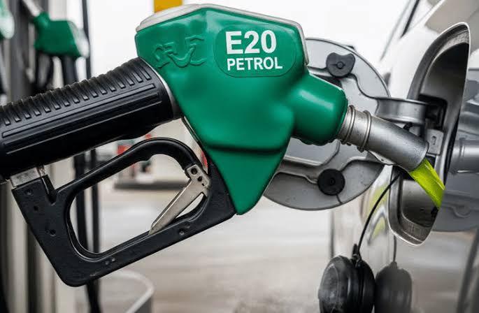 Govt. Admits E20 Can Hit Fuel Economy by 5% But Offers Better Pickup, Cleaner Combustion