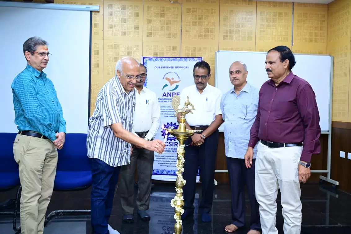 Computing Meets Visualisation at 3-Day NIT Warangal Fete Computing Meets Visualisation at 3-Day NIT Warangal Fete