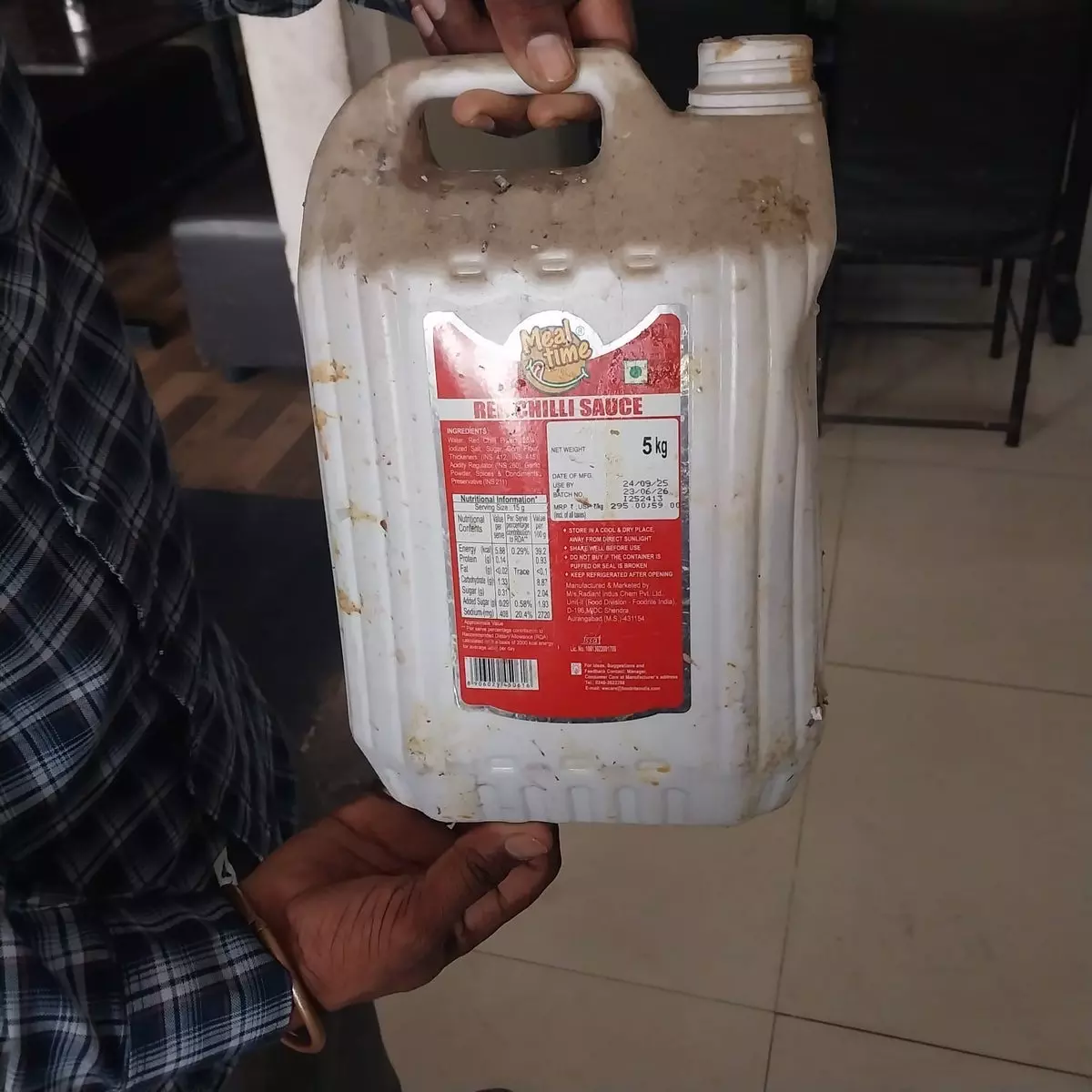 Hyderabad Food Safety Raids: Al Saba Restaurant Shut in Gachibowli; Lapses Found in Multiple Eateries Hyderabad Food Safety Raids: Al Saba Restaurant Shut in Gachibowli; Lapses Found in Multiple Eateries