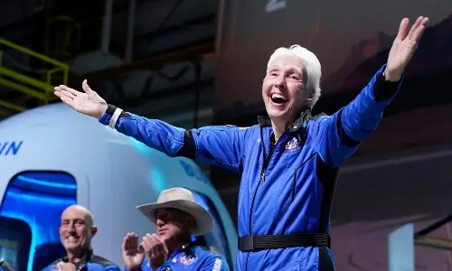 Wally Funk, Aviation Pioneer Who Was the Oldest Woman to Travel Into Space, Dies at 87 Wally Funk, Aviation Pioneer Who Was the Oldest Woman to Travel Into Space, Dies at 87