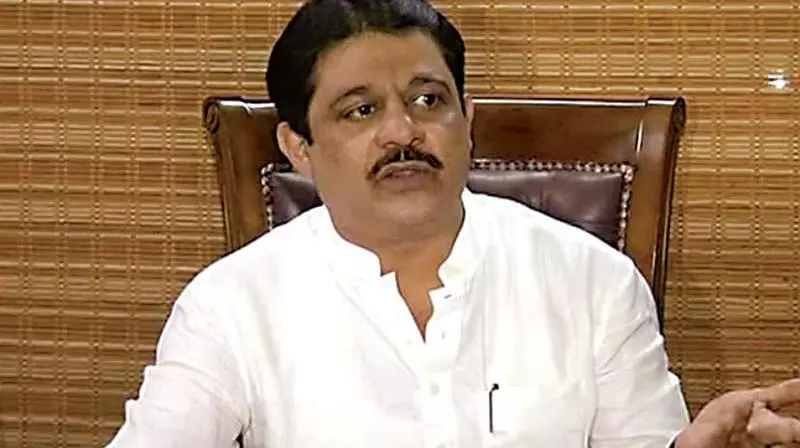Karnataka: Lokayukta Police Seeks Governors Nod to Prosecute Ex-Minister Karnataka: Lokayukta Police Seeks Governors Nod to Prosecute Ex-Minister