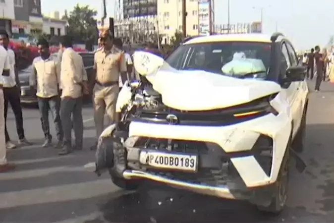 AR Constable Killed as Car Runs Amok in Ongole AR Constable Killed as Car Runs Amok in Ongole