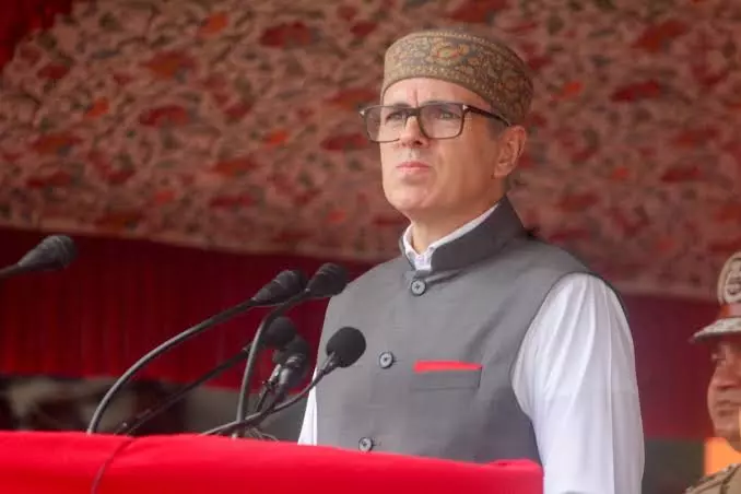 Statehood Takes Centre Stage as Omar Abdullah Defends Mirwaiz Invitation Statehood Takes Centre Stage as Omar Abdullah Defends Mirwaiz Invitation