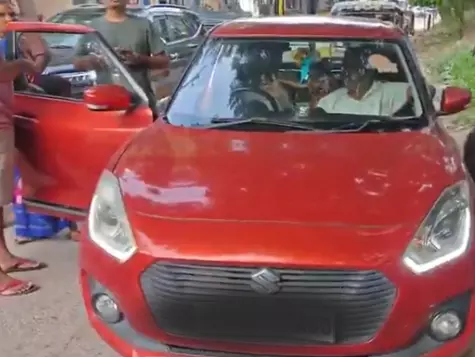 Sub-Inspector Booked for Letting 6-Year-Old Granddaughter Drive Car in Narsingi Sub-Inspector Booked for Letting 6-Year-Old Granddaughter Drive Car in Narsingi