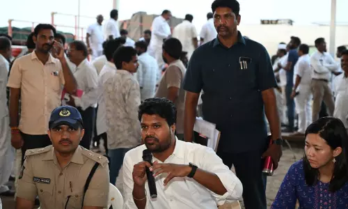 Officials Told to Expedite Canal Protection Project Works Officials Told to Expedite Canal Protection Project Works