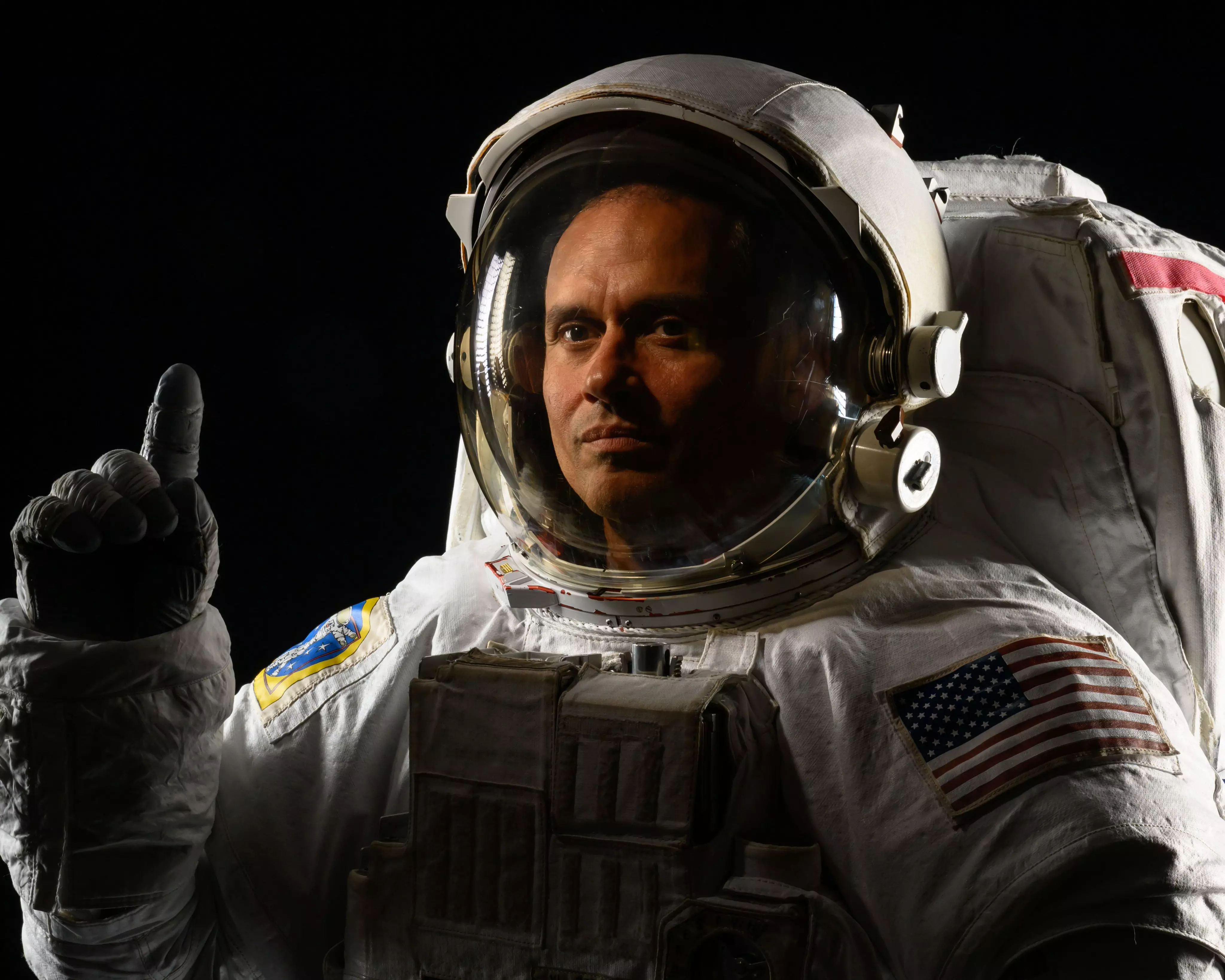 Kerala-Origin NASA Astronaut Anil Menon, Two Others Reach ISS Kerala-Origin NASA Astronaut Anil Menon, Two Others Reach ISS