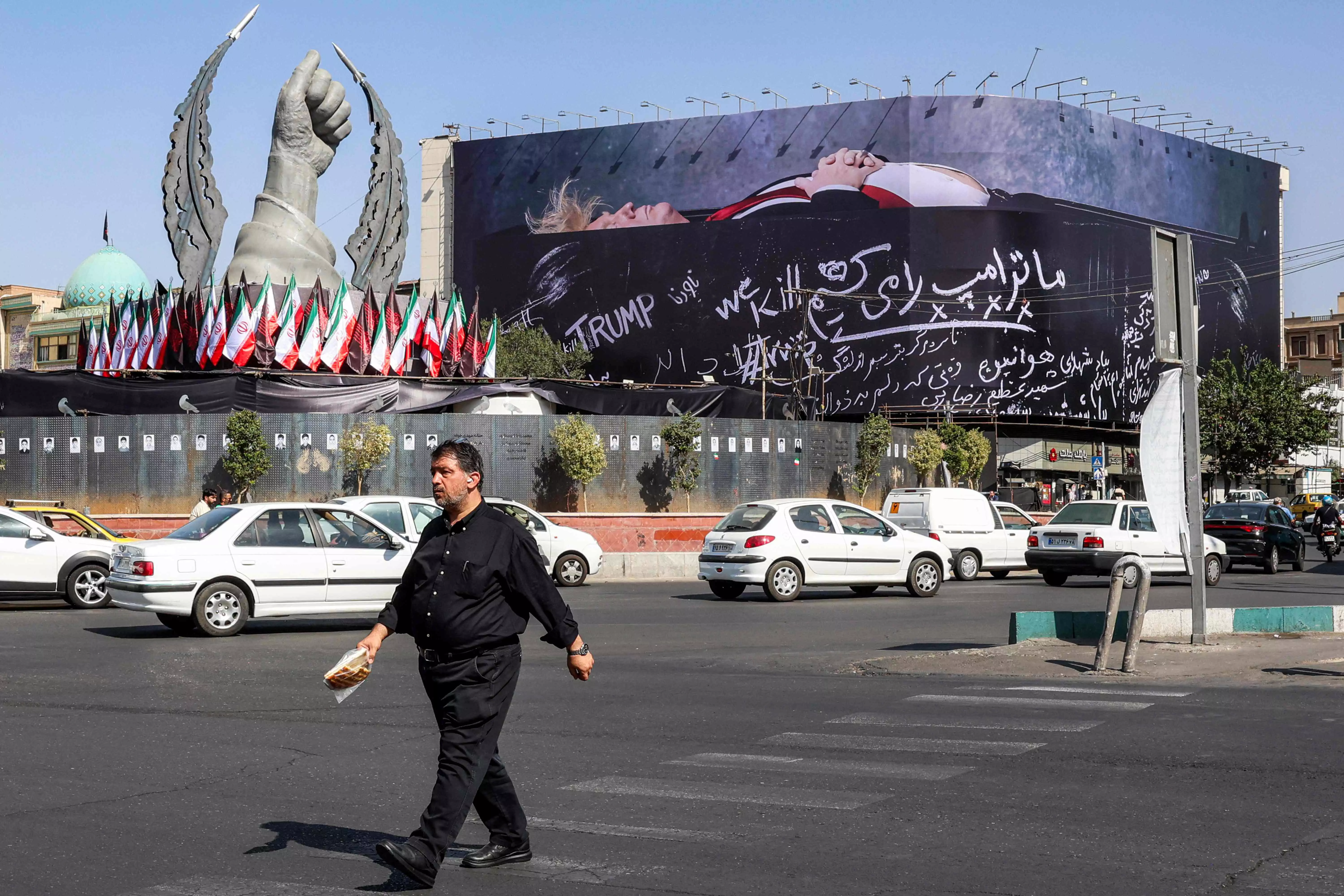US Blocks Iran, Tehran Says All Exports Will Stop US Blocks Iran, Tehran Says All Exports Will Stop