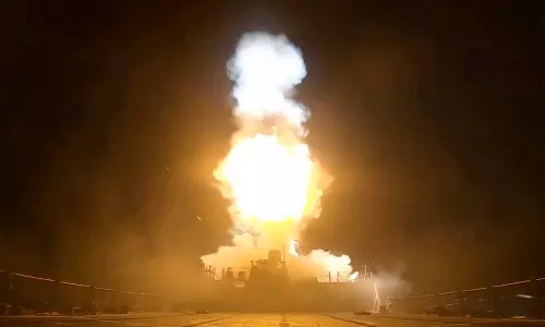 Fresh US Strikes Hit Irans Bushehr Port City Fresh US Strikes Hit Irans Bushehr Port City
