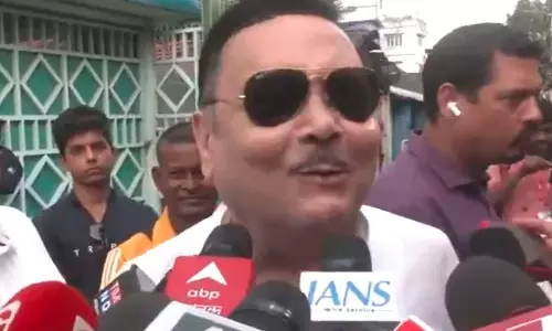 Senior TMC MLA Madan Mitra Joins Rebel Camp, Quits Kalighat TMC Posts Senior TMC MLA Madan Mitra Joins Rebel Camp, Quits Kalighat TMC Posts