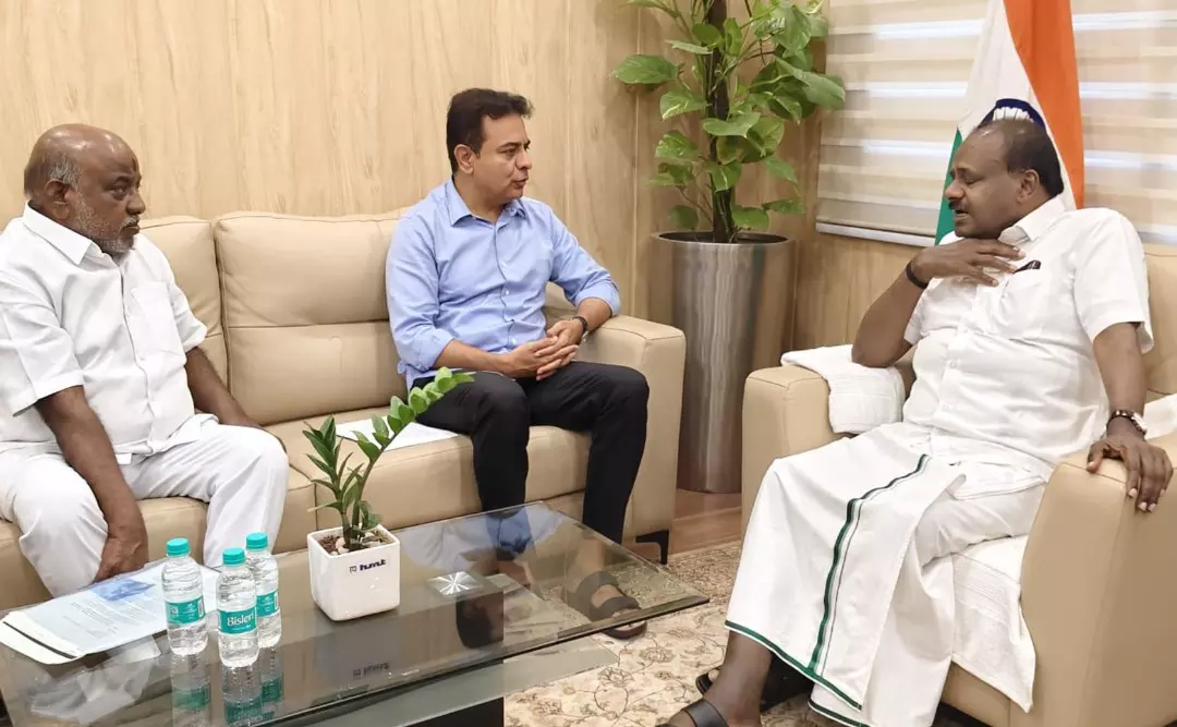KTR Meets Kumaraswamy, Seeks Reopening of CCI Plant in Adilabad KTR Meets Kumaraswamy, Seeks Reopening of CCI Plant in Adilabad