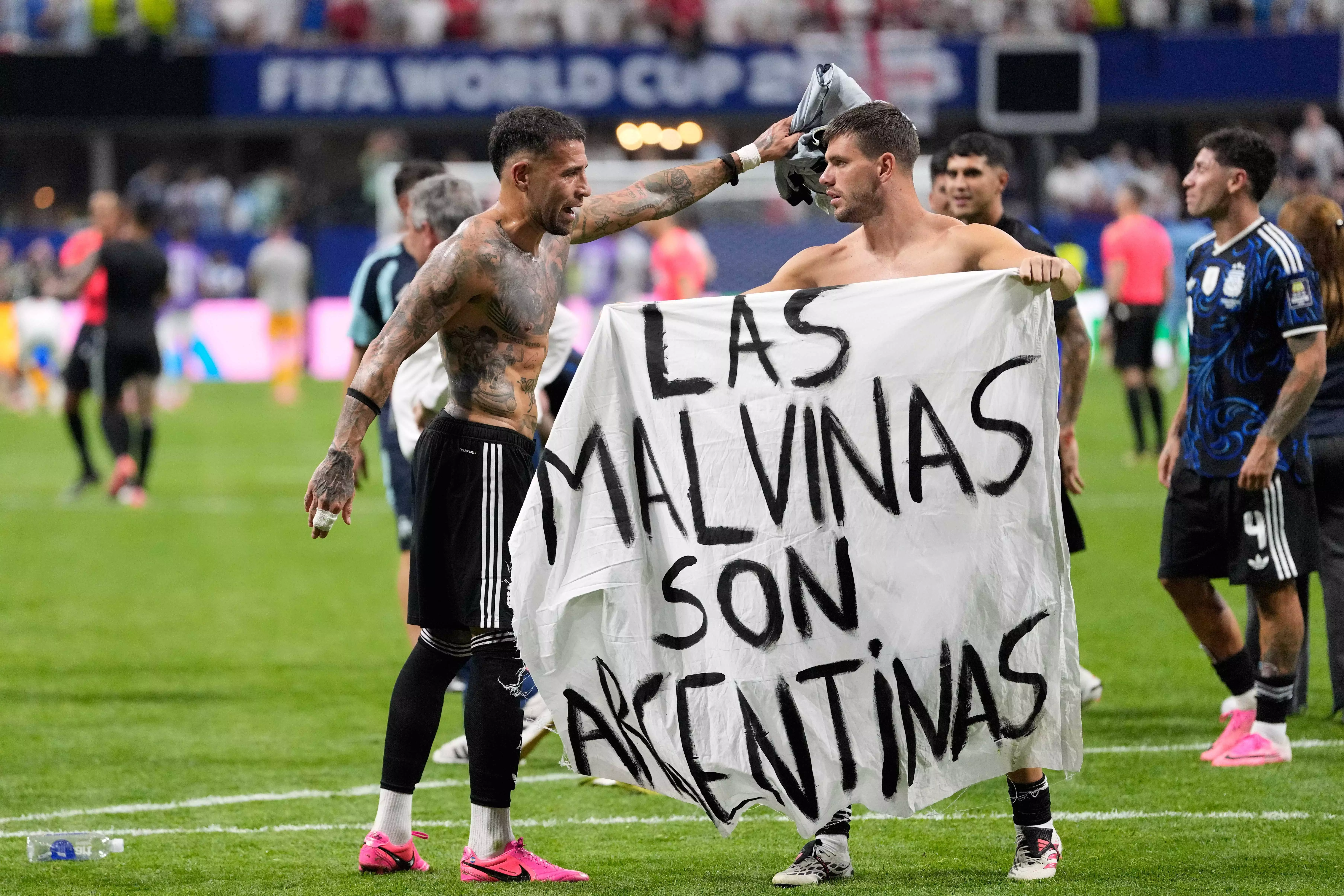 UK Urges FIFA To Investigate Argentina Over Falklands Banner At World Cup UK Urges FIFA To Investigate Argentina Over Falklands Banner At World Cup