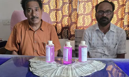 Two Irrigation Engineers Caught by ACB in Adilabad Two Irrigation Engineers Caught by ACB in Adilabad