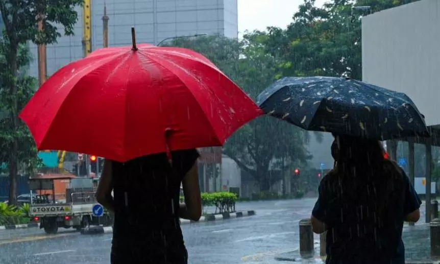 Light Rains, Cloudy Skies to Continue in Cyberabad Today Light Rains, Cloudy Skies to Continue in Cyberabad Today